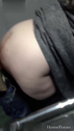 Загнул раком в лифте толстую соседку и поимел ее в жопу